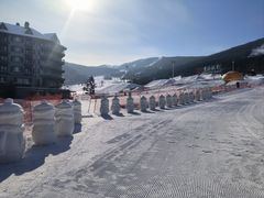 -中旅松花湖滑雪场