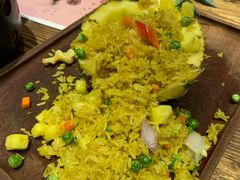 菠萝炒饭-胡桃里音乐酒馆(白云五号T5 MALL店)
