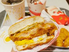 -麦当劳(虹梅路地铁站店)