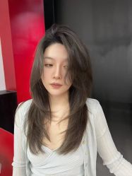 -十六番发型师事务所