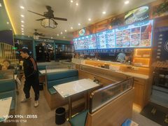-伊北味·清真青海拉面村(延安路店)
