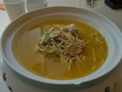 -新镇江酒家(南京西路店)