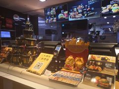 -麦当劳(海岸城店)