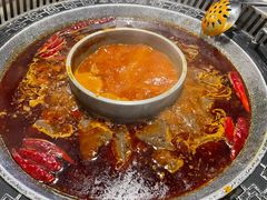 菌香鸳鸯锅-晓宇重庆火锅(赛格国际购物中心店)