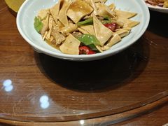 -那家老院子东北菜·饺子·小鸡炖蘑菇(艳华街店)
