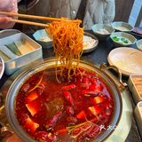 当然，还有他们的招牌瀑布土豆丝，涮三秒就能吃