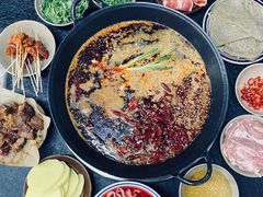 -四小区火锅·巷子里的重庆火锅(花照壁店)