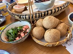 -包整·丝娃娃(一览甲秀楼风景店)