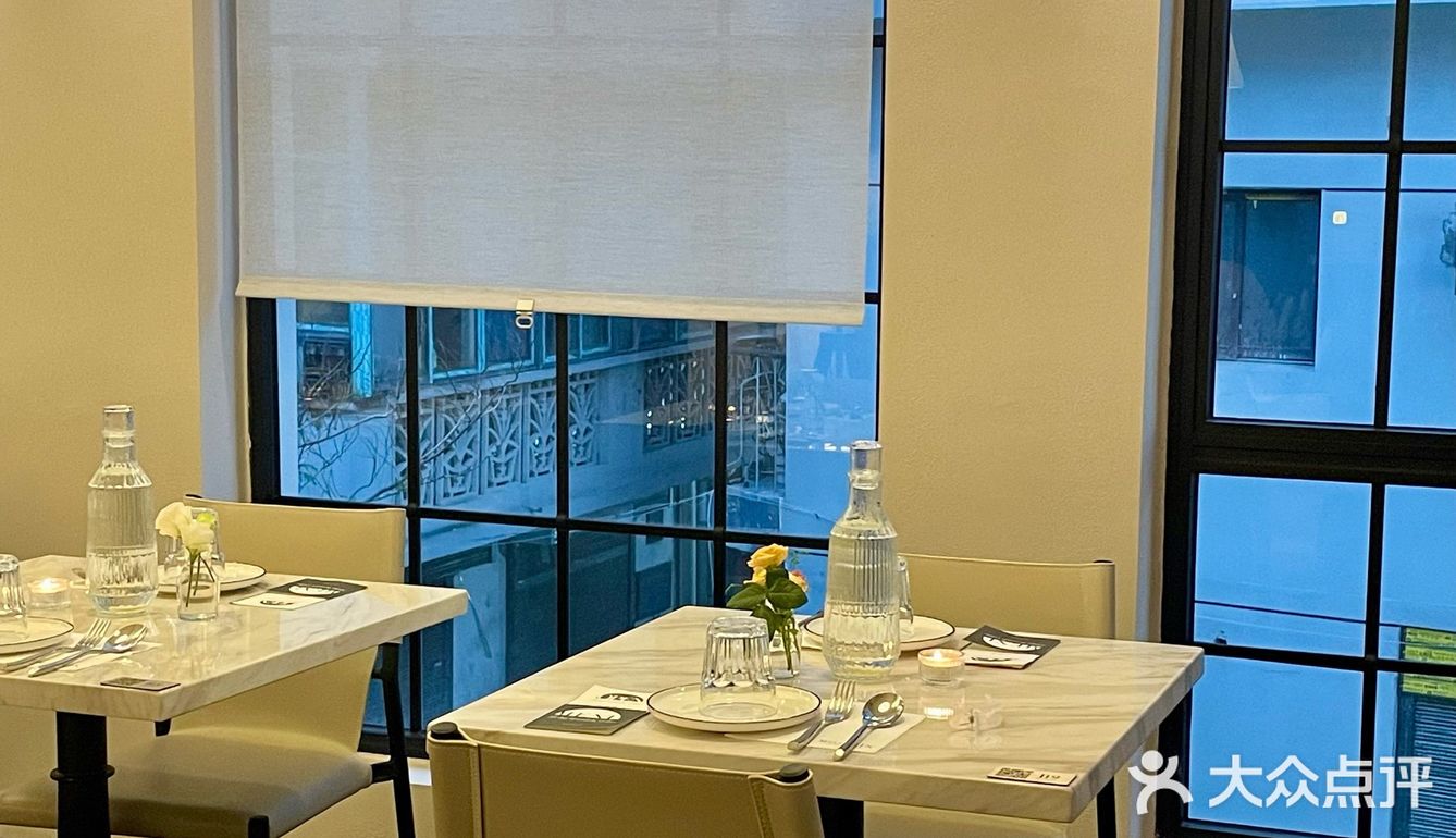 浪漫的法式独栋白色系餐厅🍽要和我一起吃晚餐吗？