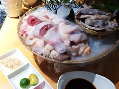 -洪氏嗨捞·广东猪肚鸡·椰子鸡火锅(西咸万象城店)