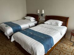 -大连长城大饭店(西安路地铁站店)