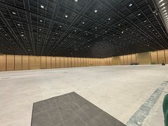 -国家会议中心大酒店-地上停车场