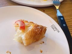 -Common Table · Brunch & Coffee