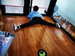 -艺桐年艺术培训中心