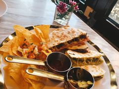 鸡牛双肉芝士墨西哥-the rug 飞毯 (朝阳公园店)
