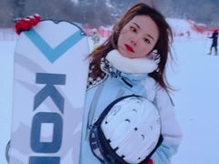 -亚布力新体委滑雪场