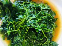-月枫江南小馆(绿地缤纷广场店)