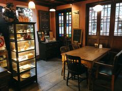 面包甜点陈列柜-古董花园(思南路42弄小区店)