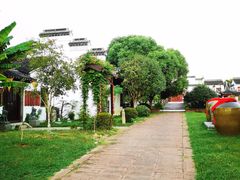 -八大山人梅湖景区