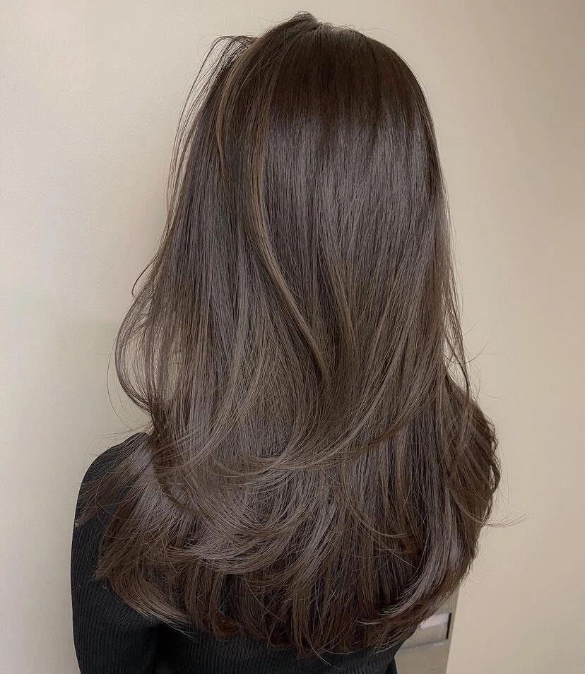 一款肤色显白的发色