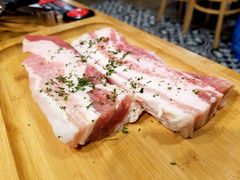 -江南猪肉商会无限续吃(弘大店)