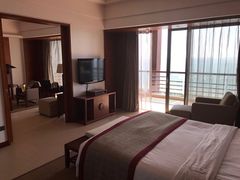 -三亚湾海居铂尔曼度假酒店