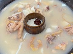 人参滋补鸡-朴小妹人参鸡汤火锅(长白山万达店)
