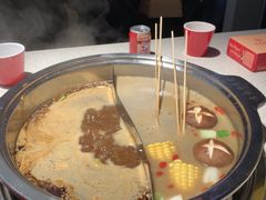 -袁记串串香(梁家巷店)
