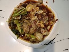 -凤凰路何眼镜香辣蟹(花果园店)