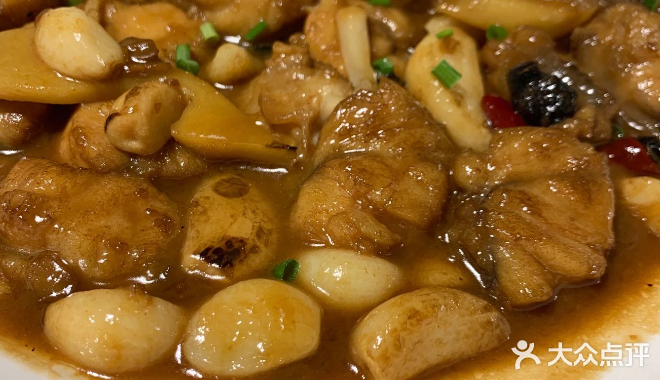 虾肉Q弹，味道真的很赞，每一只都很新鲜，个头也不小