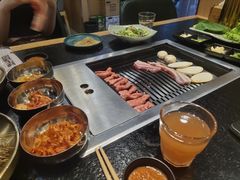 -臻牛烤肉