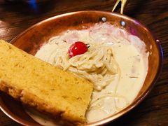 -I HOLIC艾豪丽披萨(KKone店)