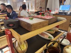 -廖掌柜·重庆鲜货火锅(上海首店)