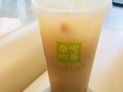 霸气手捣黄皮-奈雪的茶(大悦城PRO店)