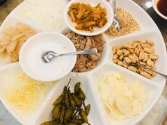 -东豪园林海鲜酒家(南港路辅路店)