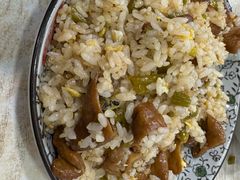 -老头爱马仕酸豇豆炒饭(丰富路店)