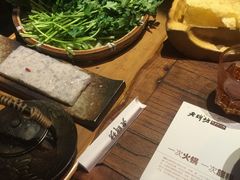 -老牌坊云南鱼豆花火锅(嵩山店)