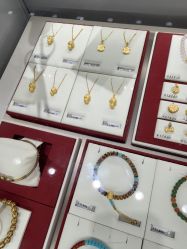 -周大福CHOW TAI FOOK(浦东八佰伴店)