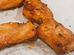 月半松板肉-月半小炉焖烤