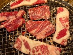 -铭牛烧肉·和牛海鲜自助(高新月牙湖店)