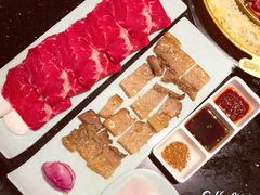 -猪啊牛呀羊啊铜盘烤肉(正大广场店)