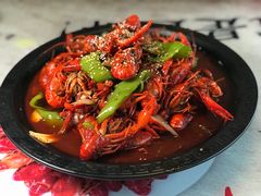 十三香小龙虾-金陵暴走小龙虾·迷踪蟹(凯德MALL店)
