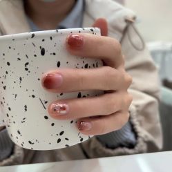 -馨儿·美甲美睫