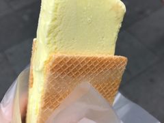 -詹爷爷乌节路街头冰淇淋