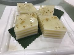 桂花千层糕-万圣禄茶楼(西平店)