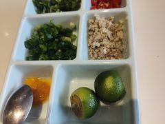 -东椰·海南椰子鸡火锅(朝阳门店)