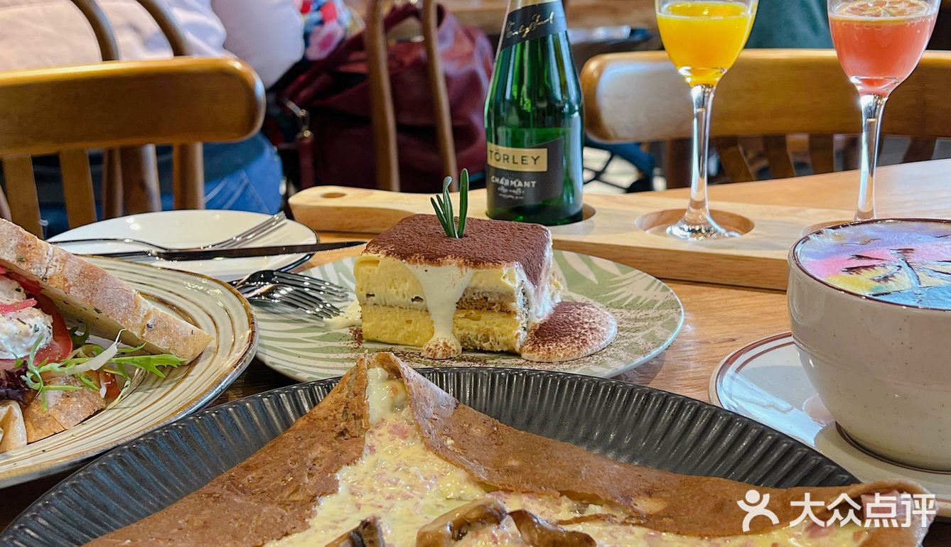 我靠！！青岛竟然有这么棒的brunch！赛过魔都了！