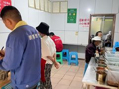 -文山荷鲜居(翠湖店)