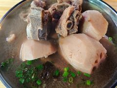 -燕子煨汤(山海关路店)