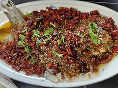 -雪湖煜辰鱼头老店(雪野湖店)